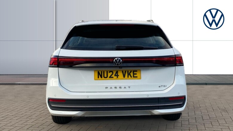 Volkswagen Passat 1.5 eTSI Life 5dr DSG Petrol Estate